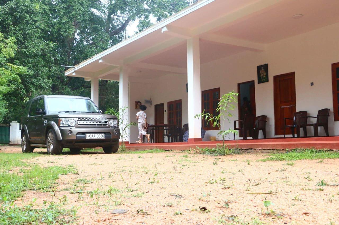 Punkalasa Tourist Lodge أنرادابورام المظهر الخارجي الصورة